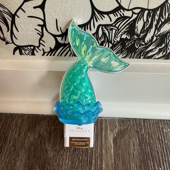 Bath & Body Works Other - 👑NEW👑 Ariel Wallflower Nightlight Disney Princess Bath & Body Works